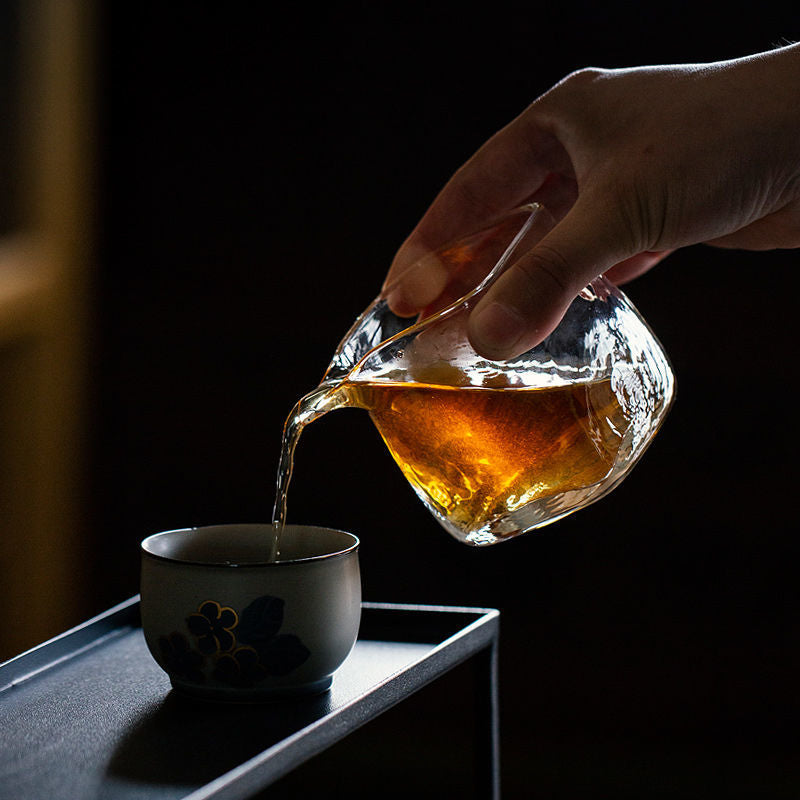 Thickened Hammered Glass Little Square 170ml Fair Cup